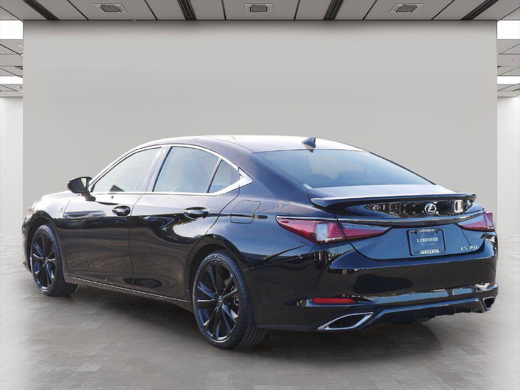 Lexus ES 2024