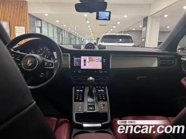 Porsche Macan 2022