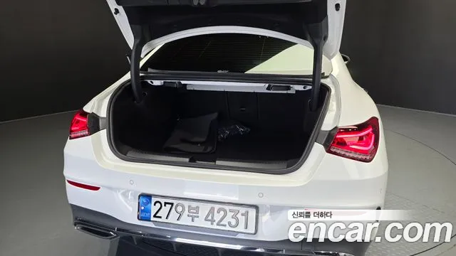 Mercedes-Benz CLA 2021