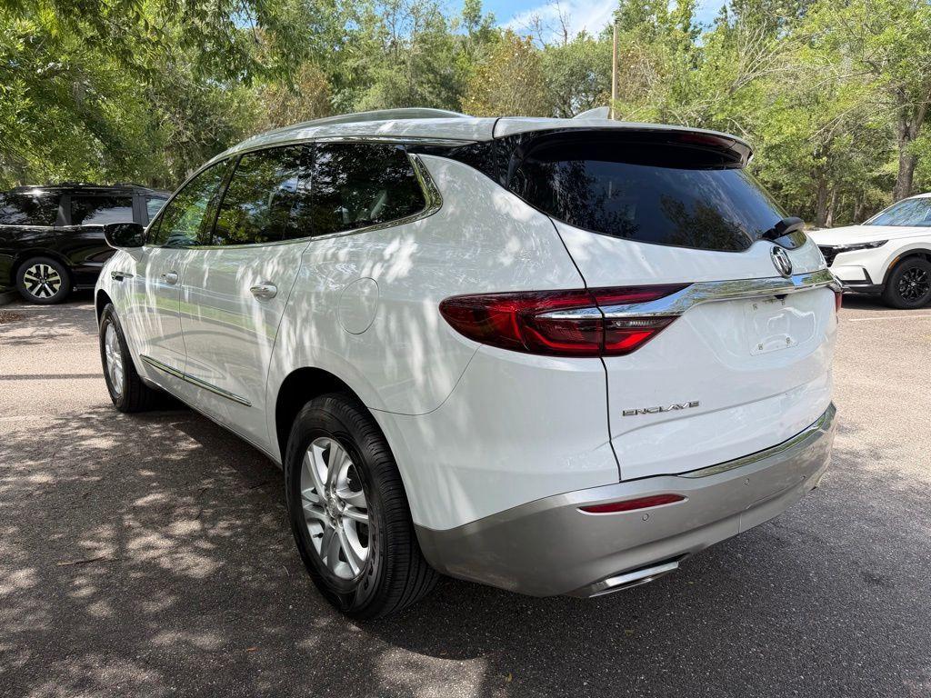 Buick Enclave 2021