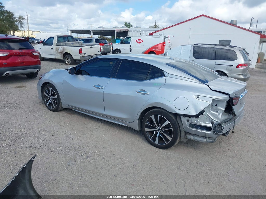Nissan Maxima 2023