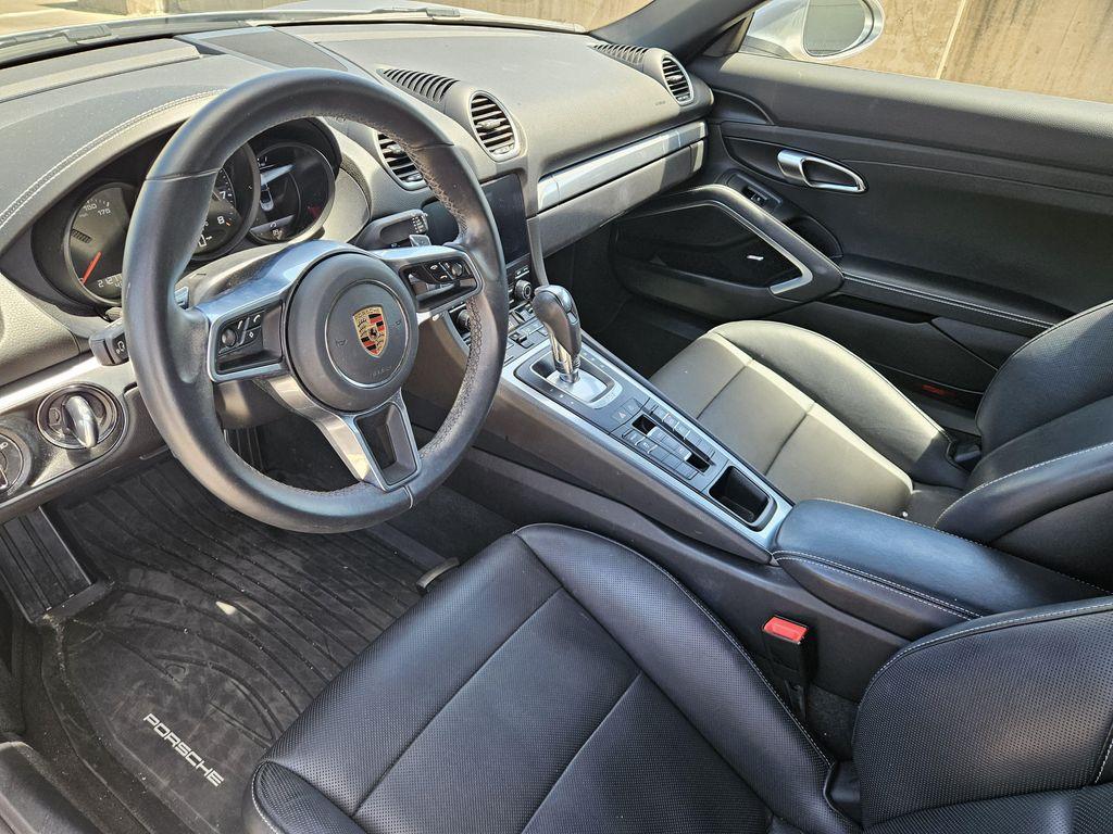 Porsche Boxster 2024