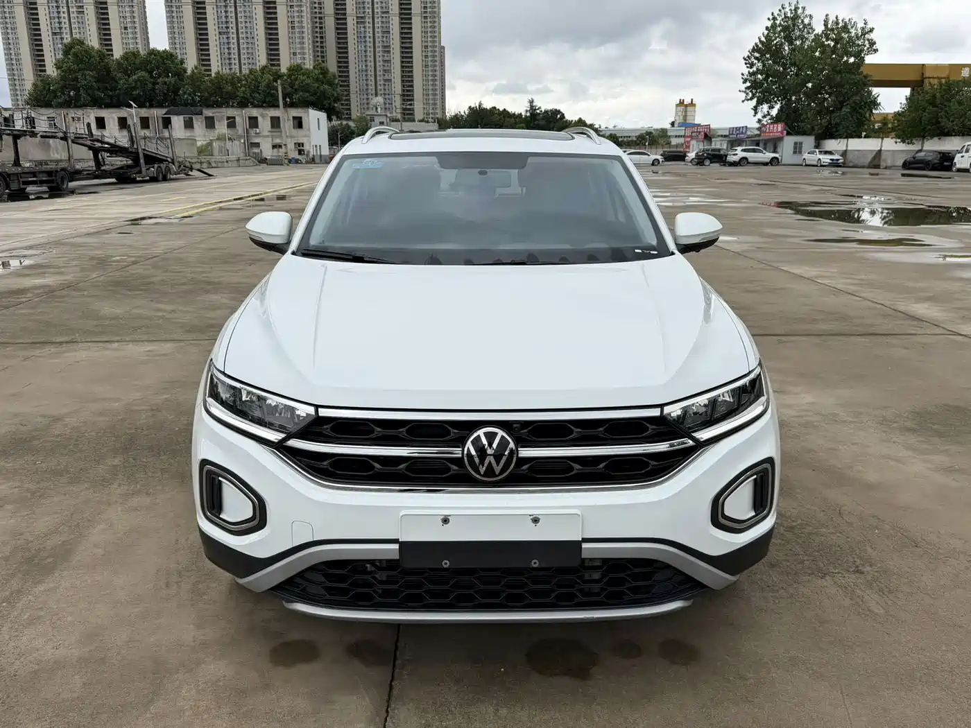 Volkswagen T-Roc 2023