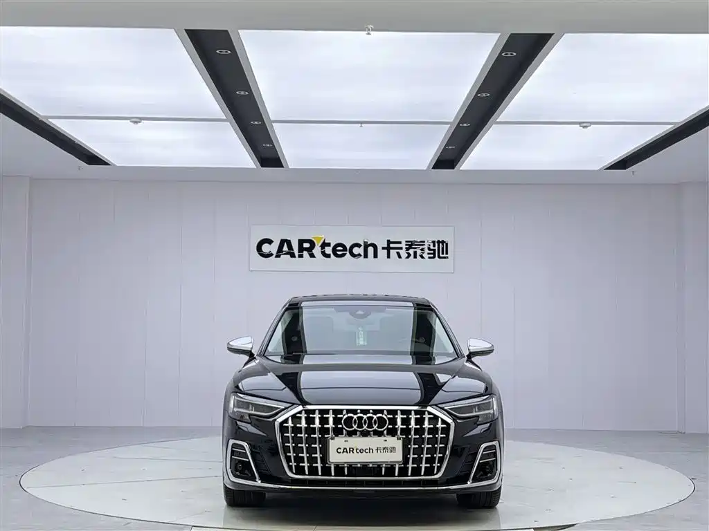 Audi A8 2024