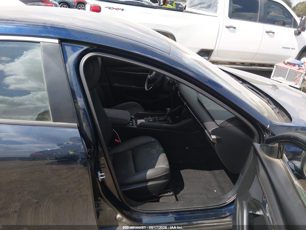 Mazda 3 2025