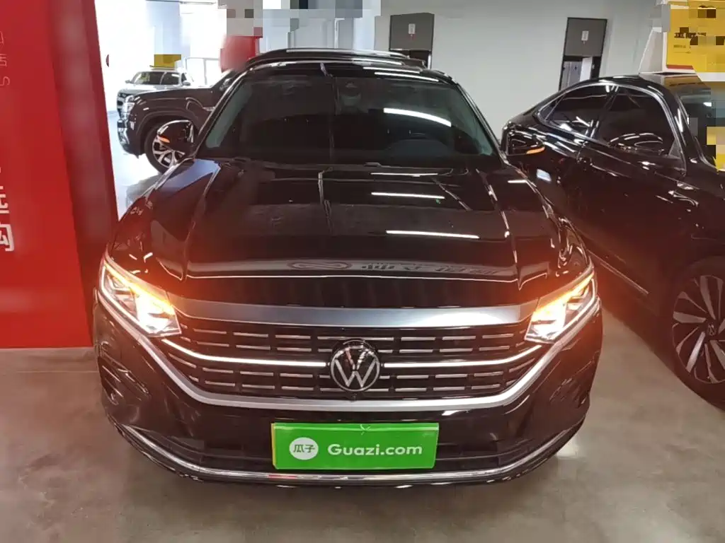 Volkswagen Passat 2023