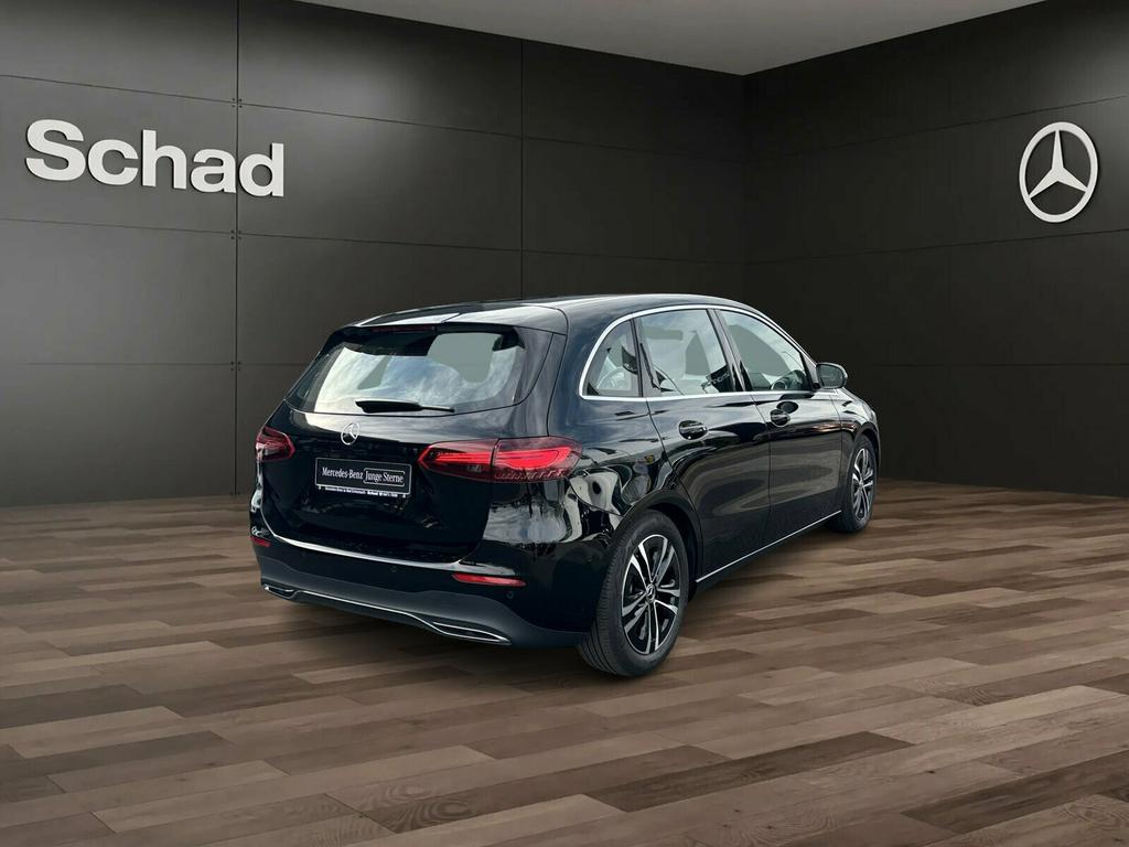 Mercedes-Benz B 200 2024