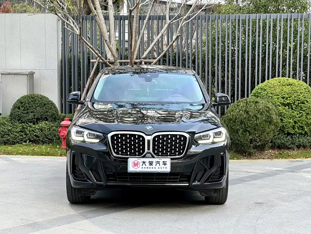 BMW X4 2023