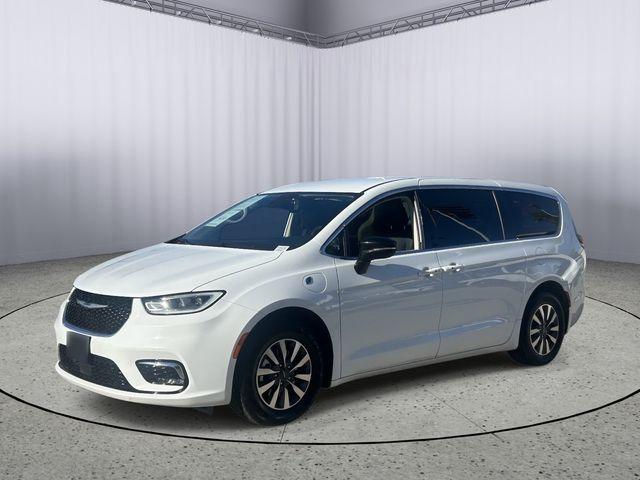 Chrysler Pacifica 2024