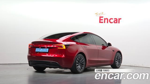 Tesla Model 3 2024