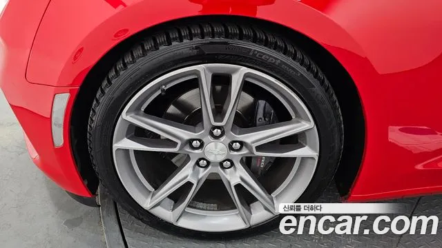 Chevrolet Camaro 2021