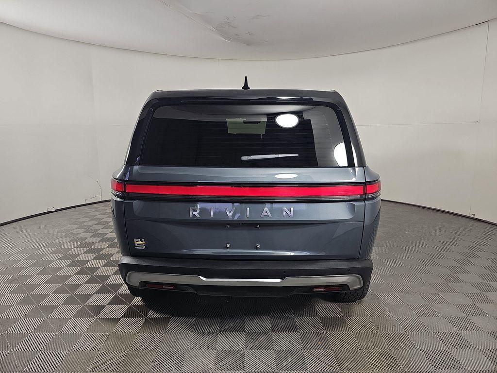 Rivian R1S 2024