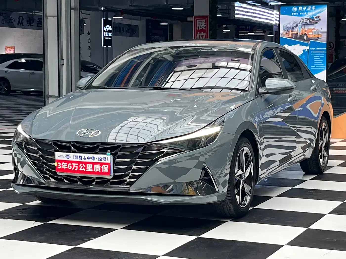 Hyundai Elantra 2022