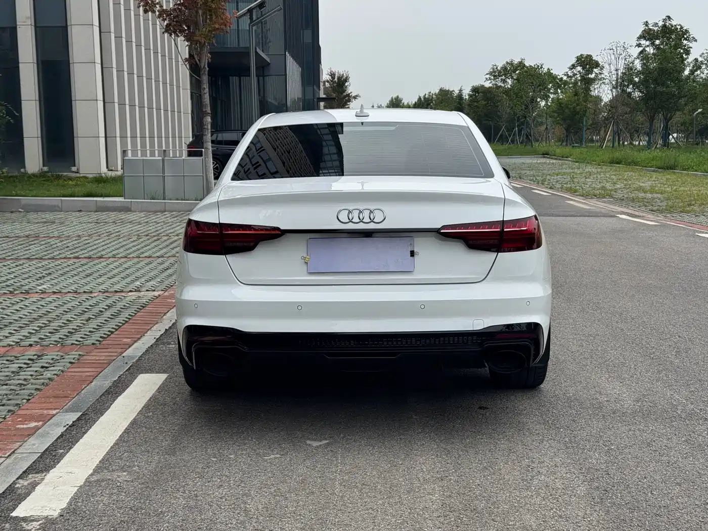 Audi A4 2023