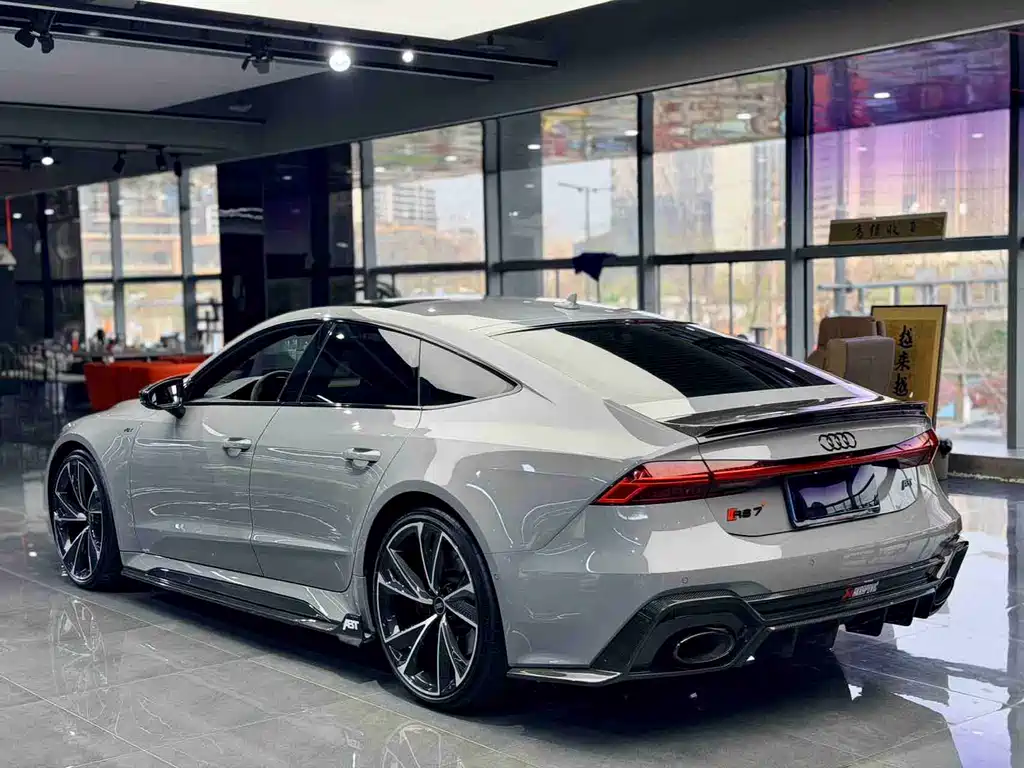 Audi RS 7 2023