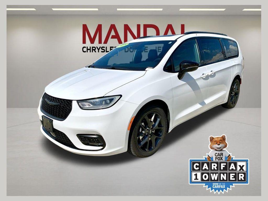 Chrysler Pacifica 2025