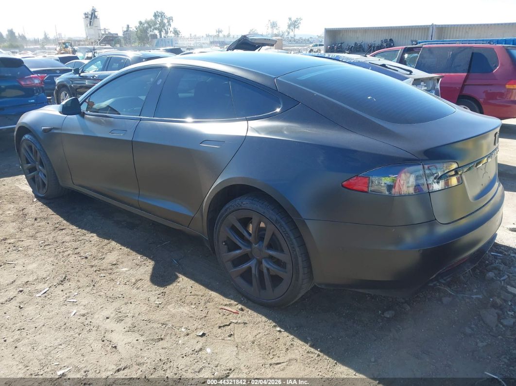 Tesla Model S 2021