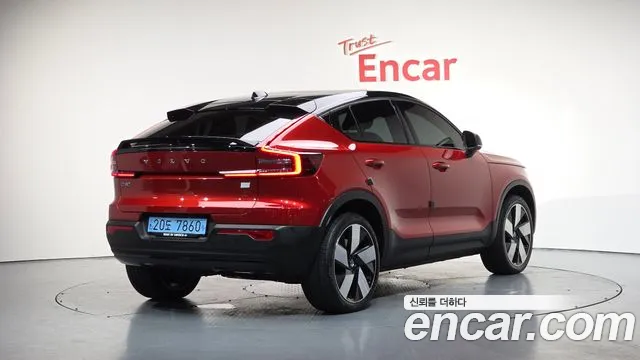 Volvo C40 2022