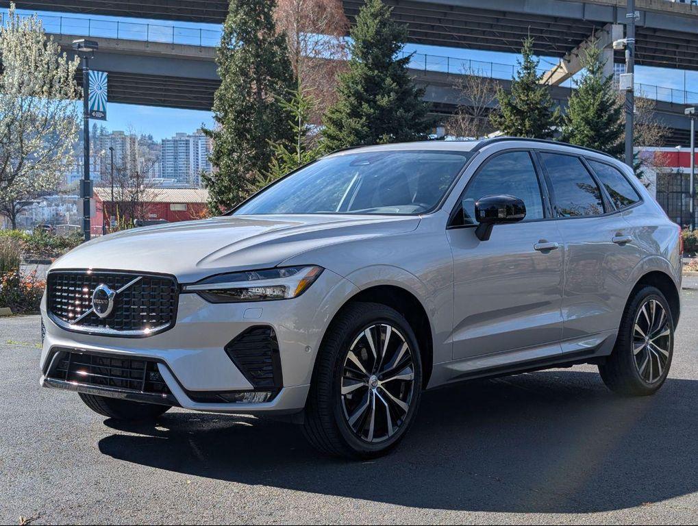 Volvo XC60 2025