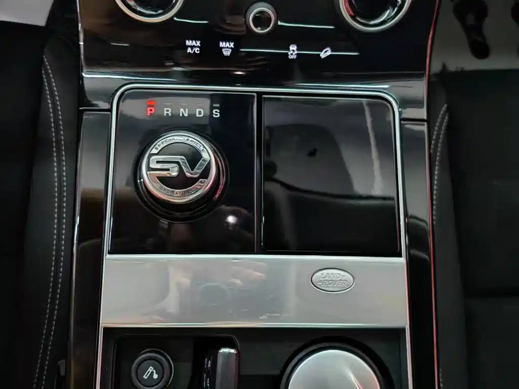 Land Rover Range Rover Velar 2021