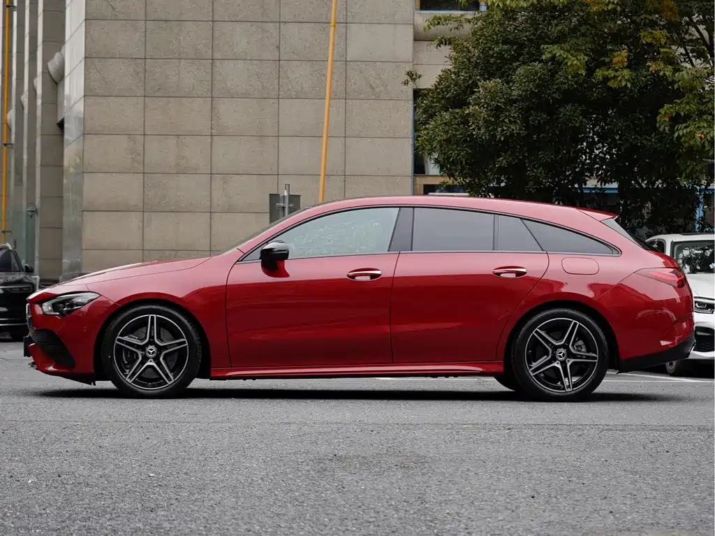 Mercedes-Benz CLA 2024