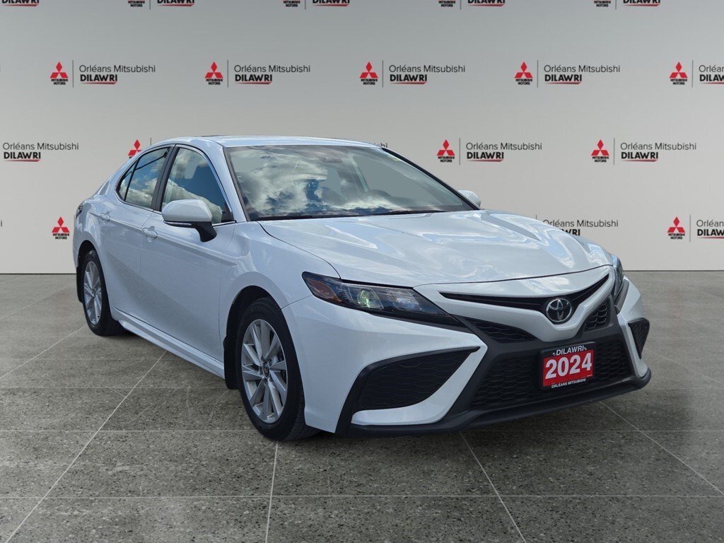 Toyota Camry 2024