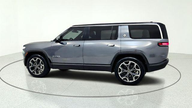 Rivian R1S 2025