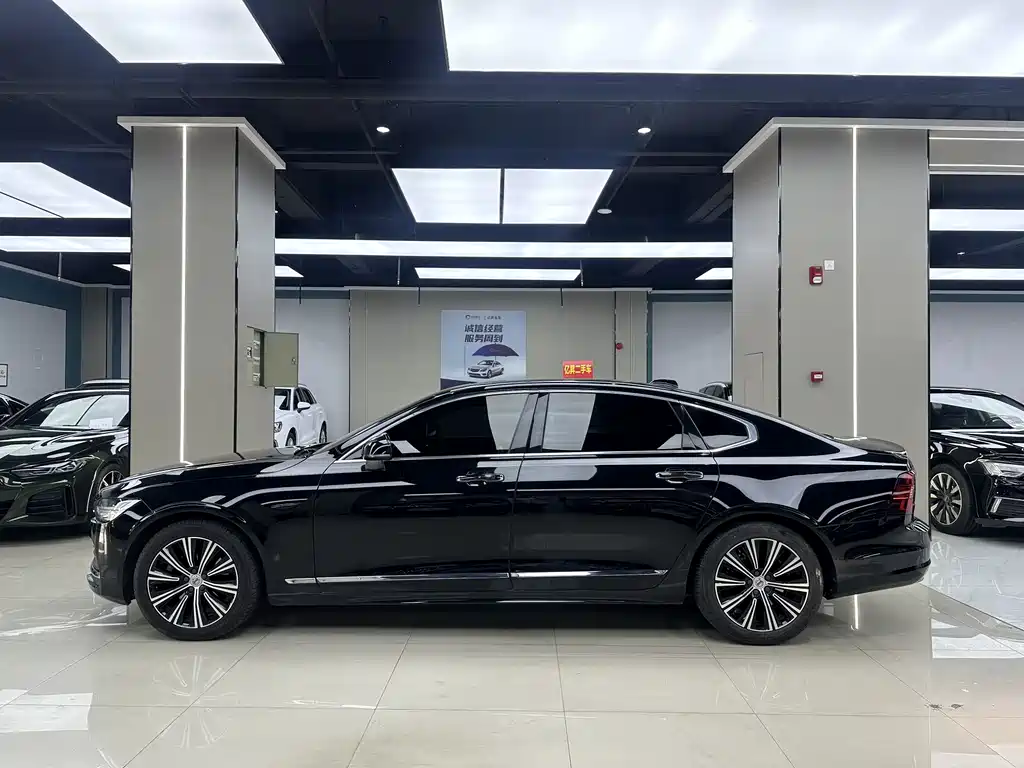Volvo S90 2021