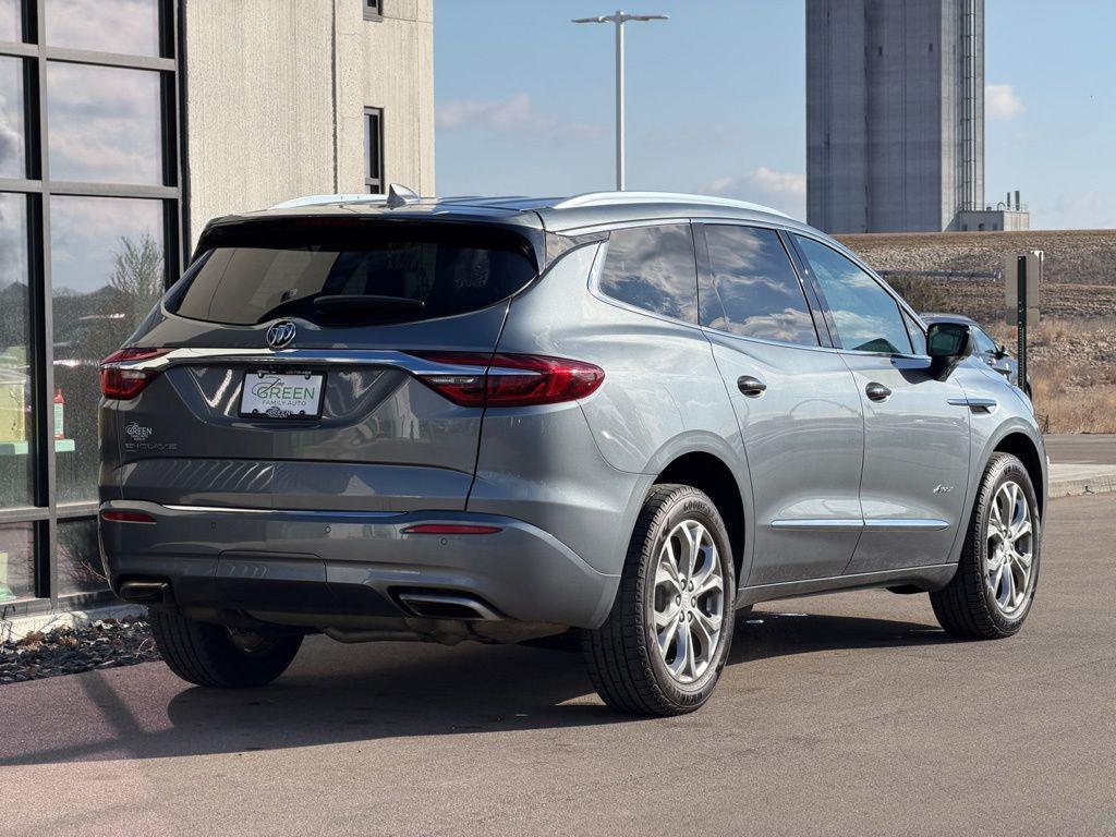 Buick Enclave 2021
