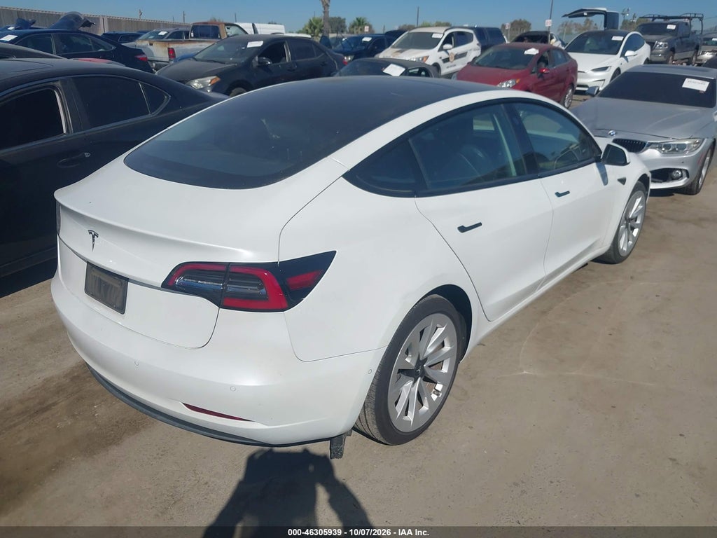 Tesla Model 3 2021