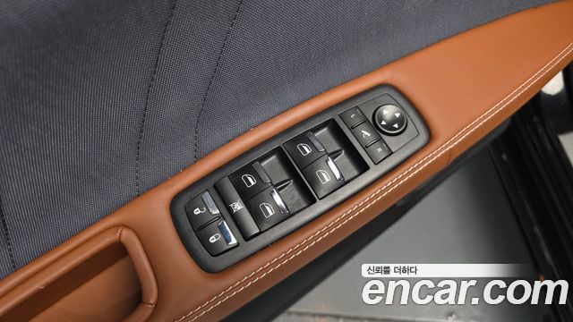 Maserati Ghibli 2021