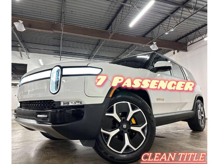 Rivian R1S 2024
