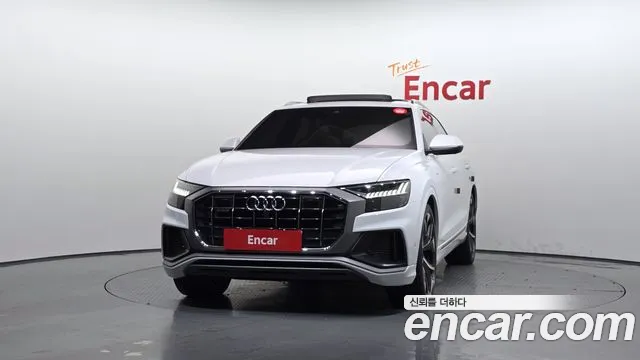 Audi Q8 2021