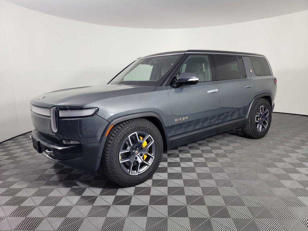 Rivian R1S 2023