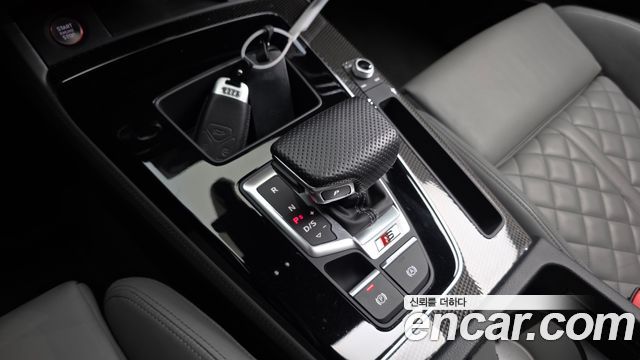 Audi SQ5 2021