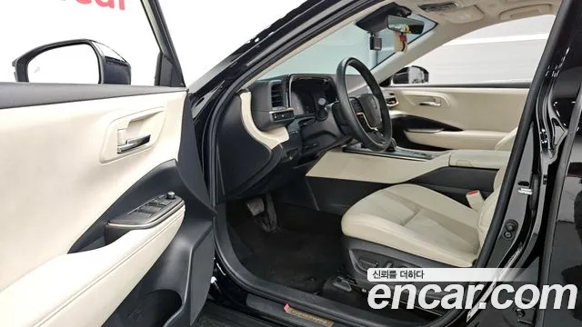 Toyota Crown 2023