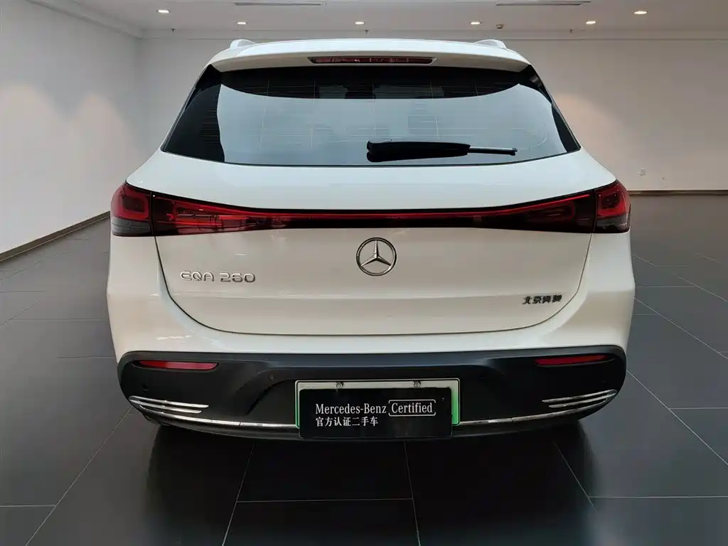 Mercedes-Benz EQA 2023