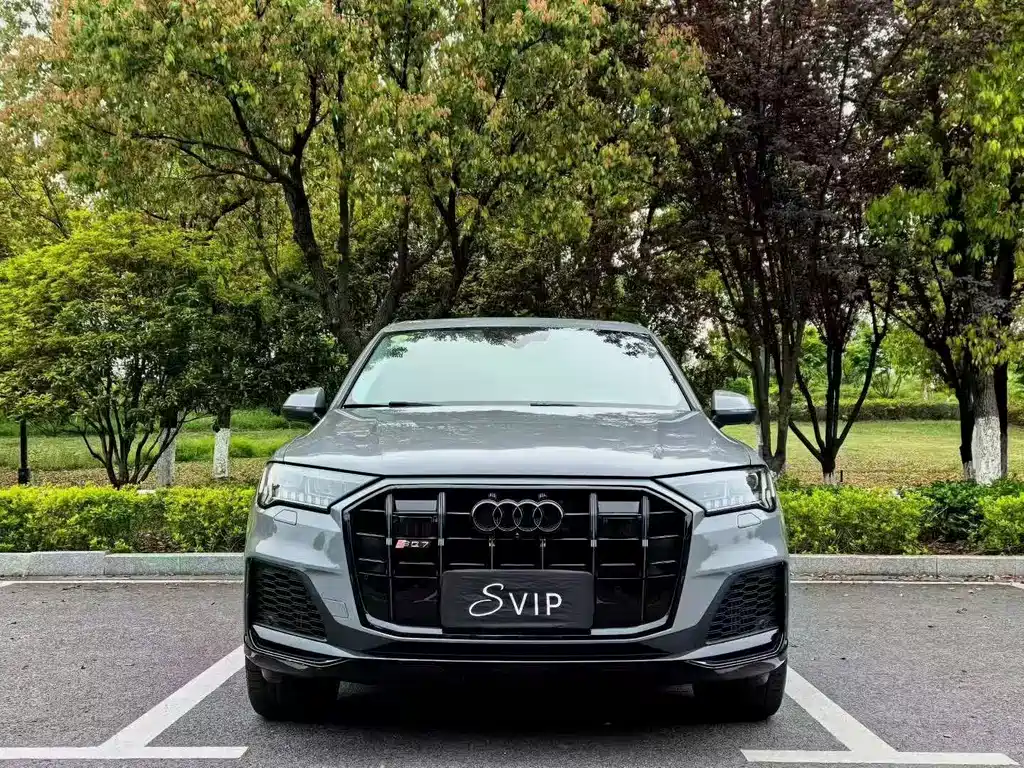Audi Q7 2021