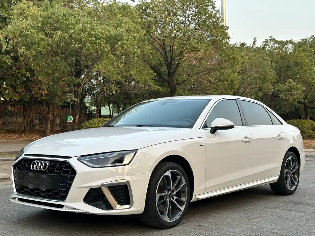 Audi A4 2022