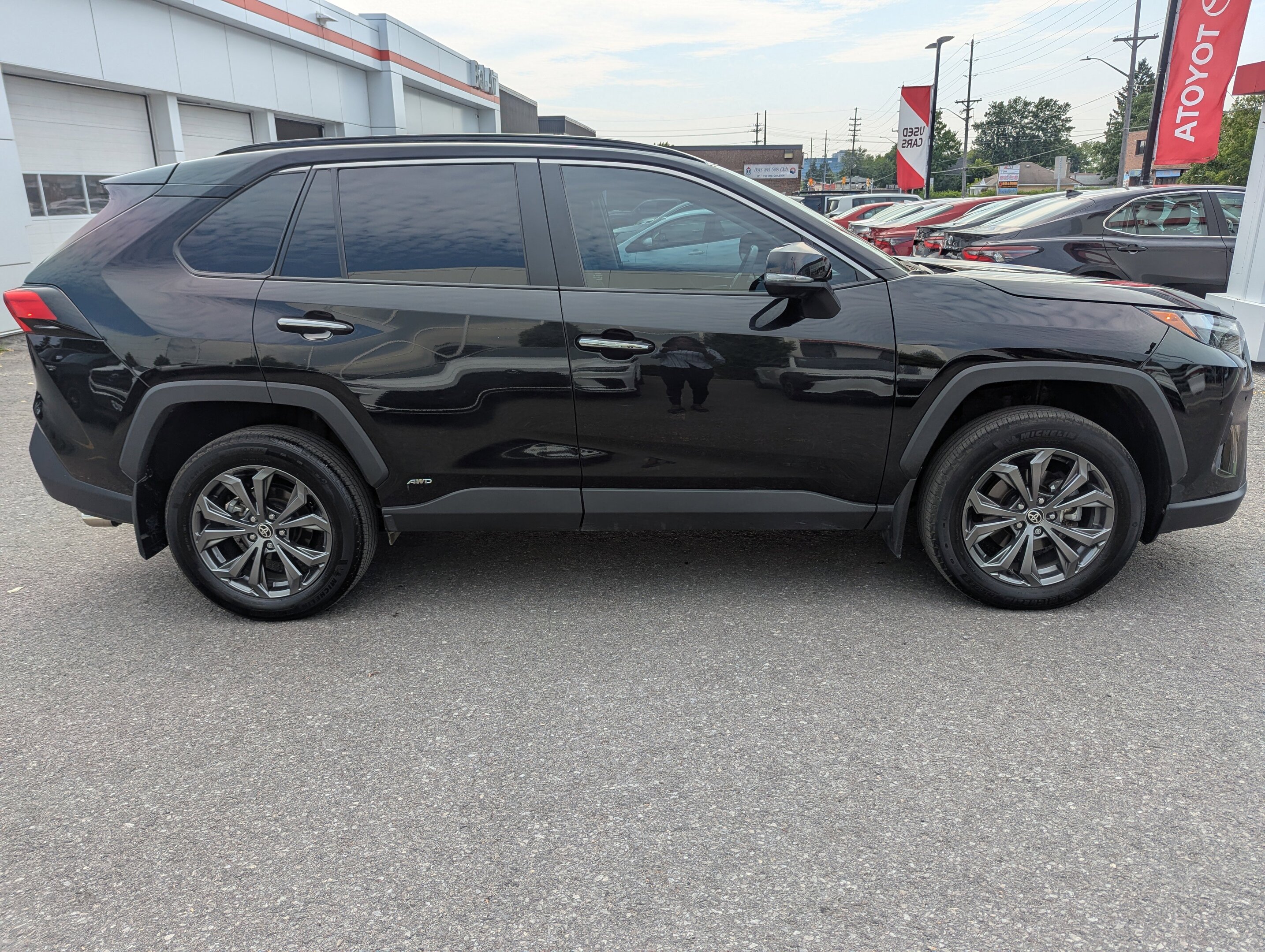 Toyota RAV4 2024