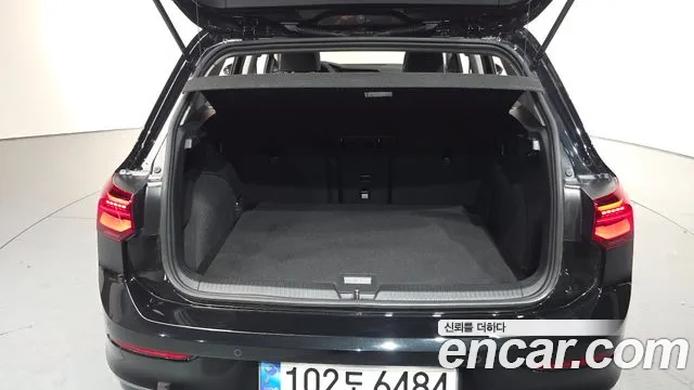 Volkswagen Golf 2024