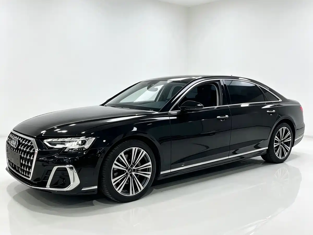 Audi A8 2024