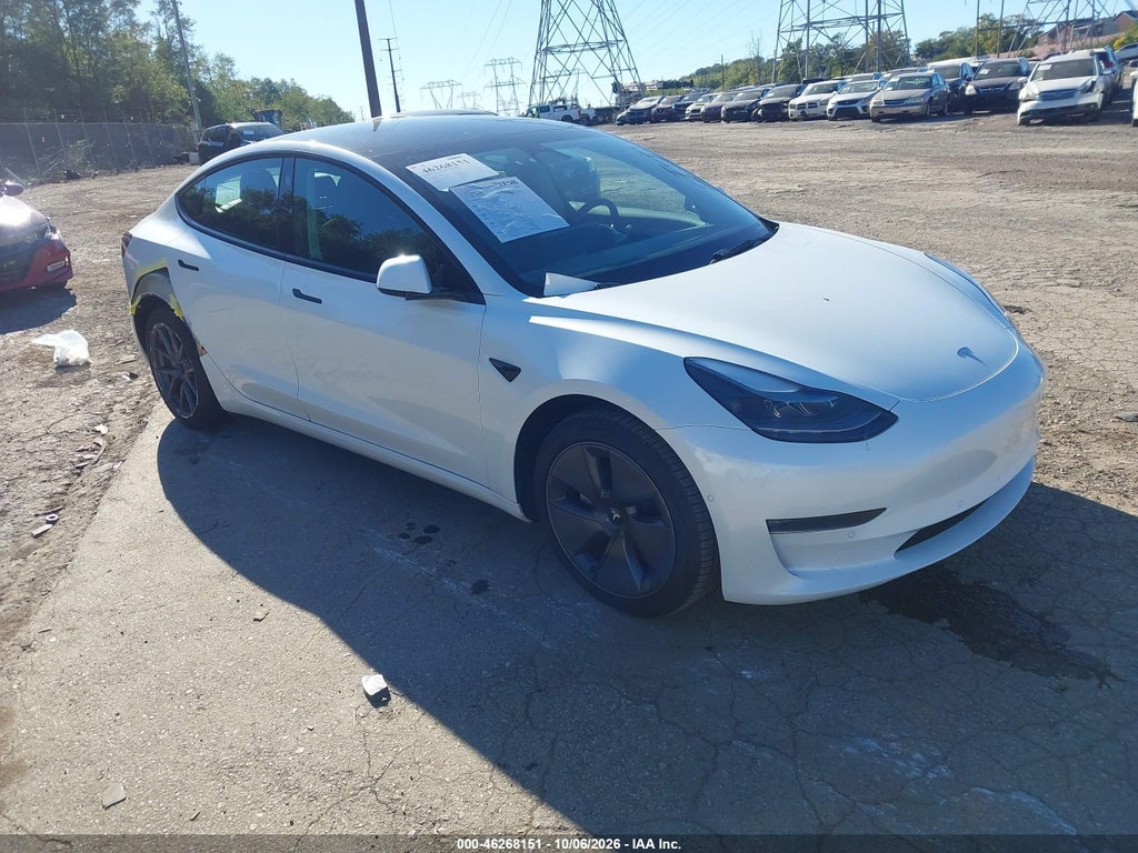 Tesla Model 3 2022