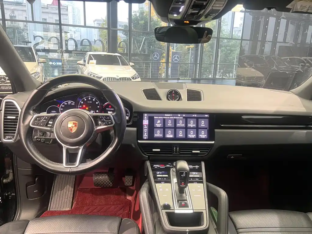 Porsche Cayenne 2022