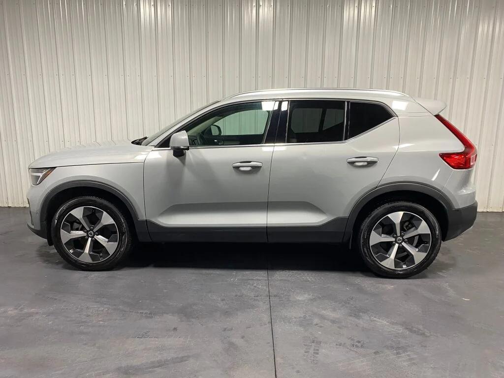 Volvo XC40 2024