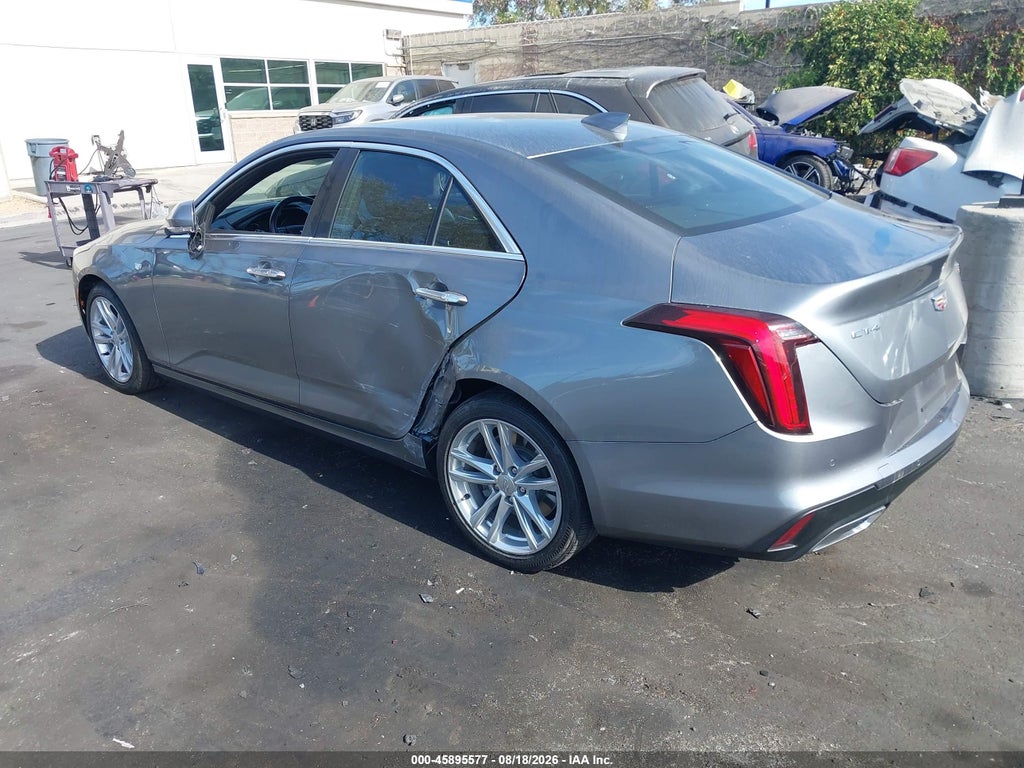 Cadillac CT4 2022