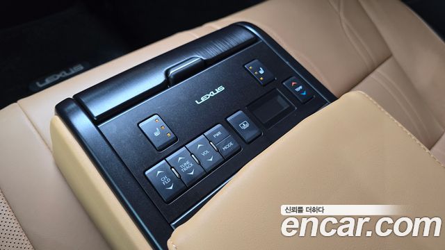 Lexus ES 2021
