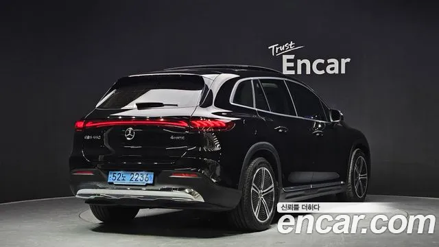 Mercedes-Benz EQS 2023