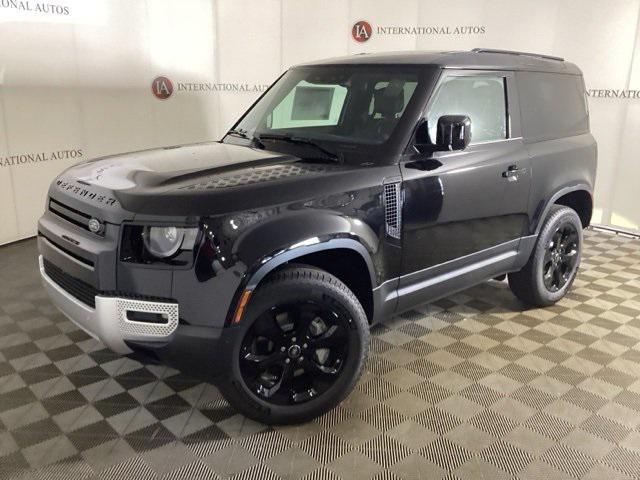 Land Rover Defender 2025