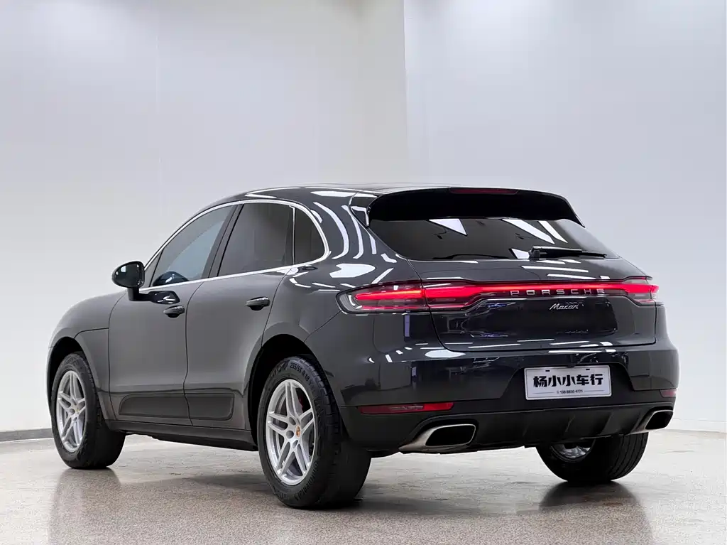 Porsche Macan 2020